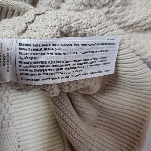 HOLLISTER Cropped Loose fit Sweater - Picture 9 of 11